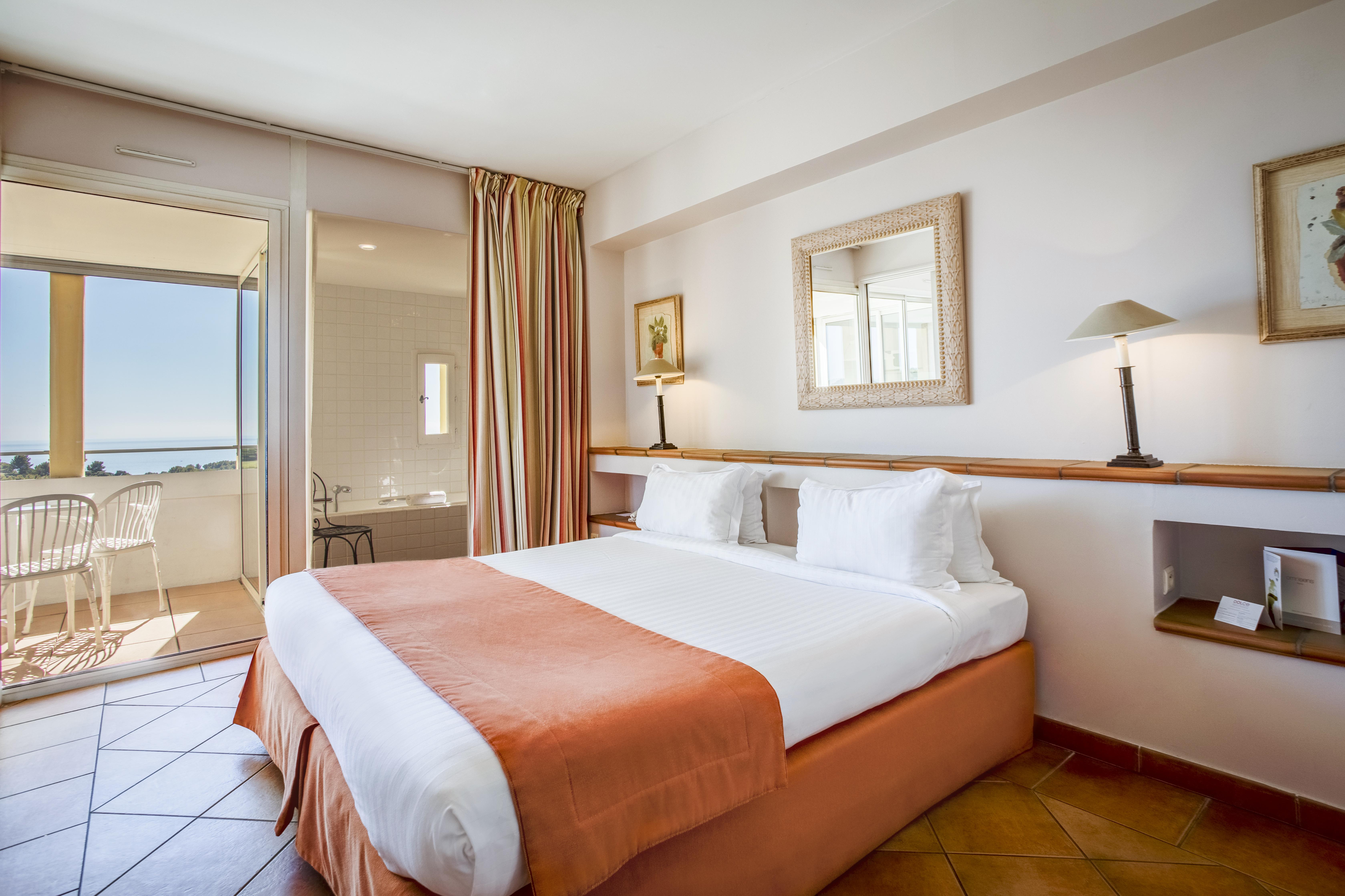 Отель Le Fregate Provence Сен-Сир-сюр-Мер Экстерьер фото