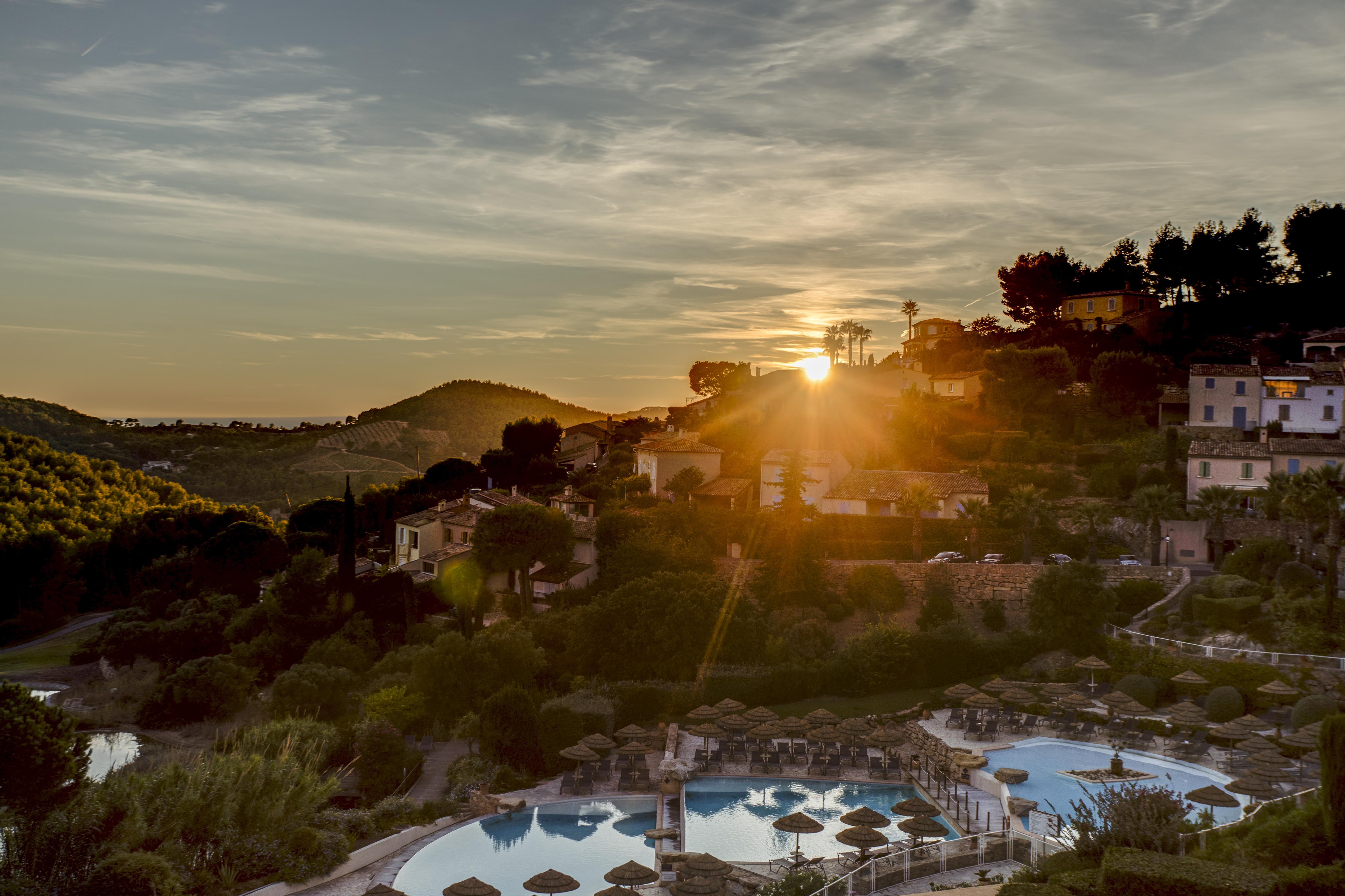 Отель Le Fregate Provence Сен-Сир-сюр-Мер Экстерьер фото